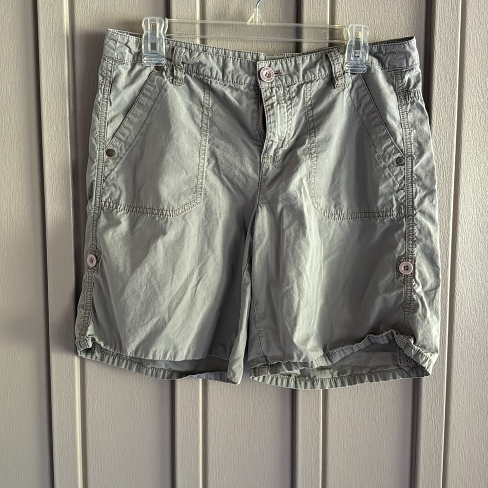 DKNY Green/Gray Shorts size 8